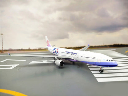 JC Wings China Airlines For Airbus A330-300 B-18317 60th Anniversay 1/400 plane