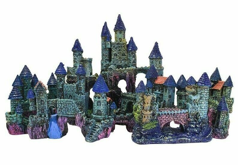 Aquarium Shipwreck Castle Decor Fish Tank Landscaping Ornament Plastic 15x7x13cm