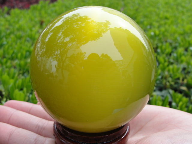HOT SELL ASIAN QUARTZ CAT EYE CRYSTAL HEALING BALL SPHERE 40-80MM