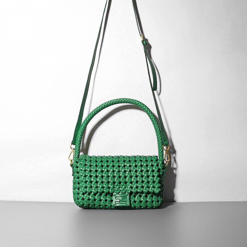 Neat Hollow Shoulder Bag Women Small Handbag Purse Woven Leisure Holiday Pouch