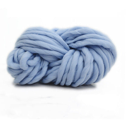 Hot Sale 250g Chunky Wool Yarn Bulky Arm Knitting Wool Roving Crocheting Yarn