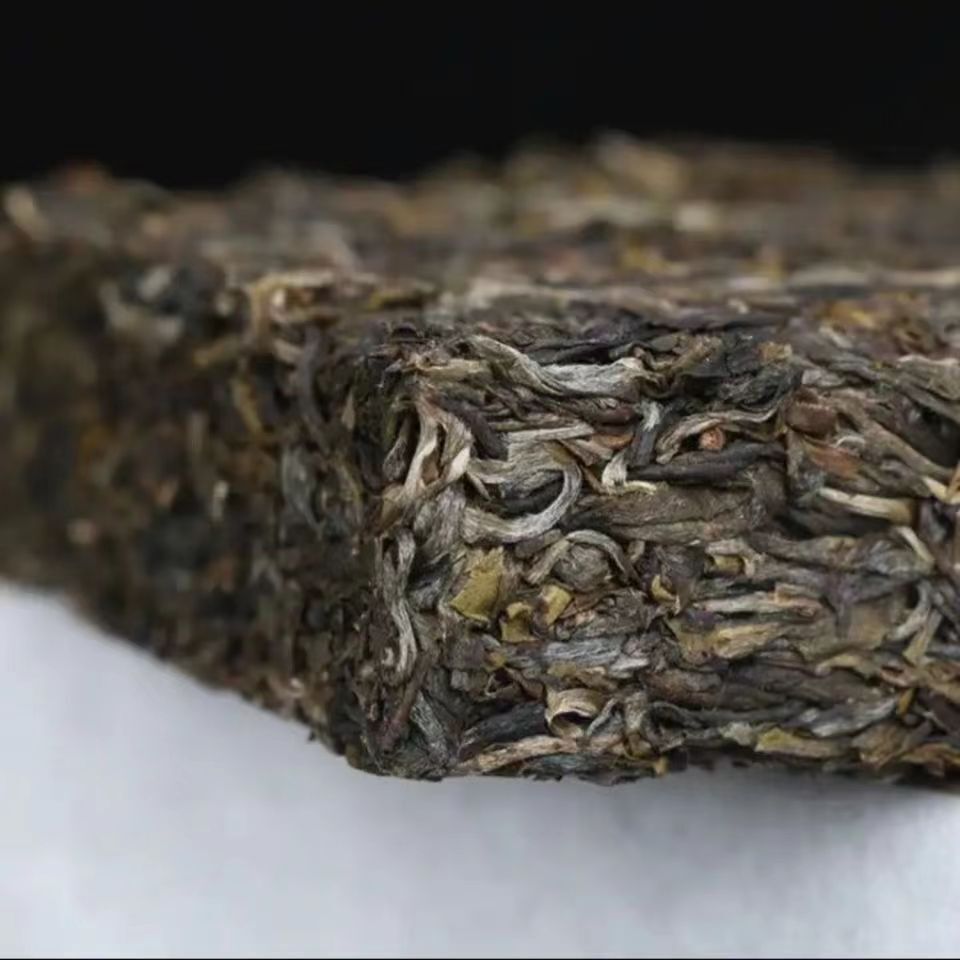 250g Yunnan Banzhang Ecological Puerh Raw Tea Brick Aged Tree Pu-erh Green Tea