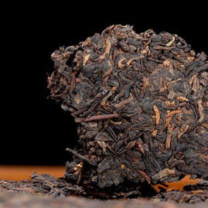 357g/12.59oz Ripe Pu-erh Natural Ancient Pu'er 7572 Menghai Dayi Puer Tea Cake