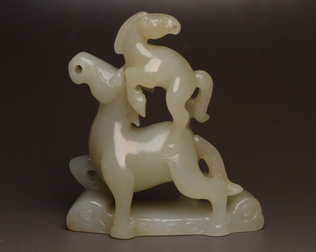 Chinese Hetian Jade Hand Carving Horse Statue Nice Figurines Collections Artwork