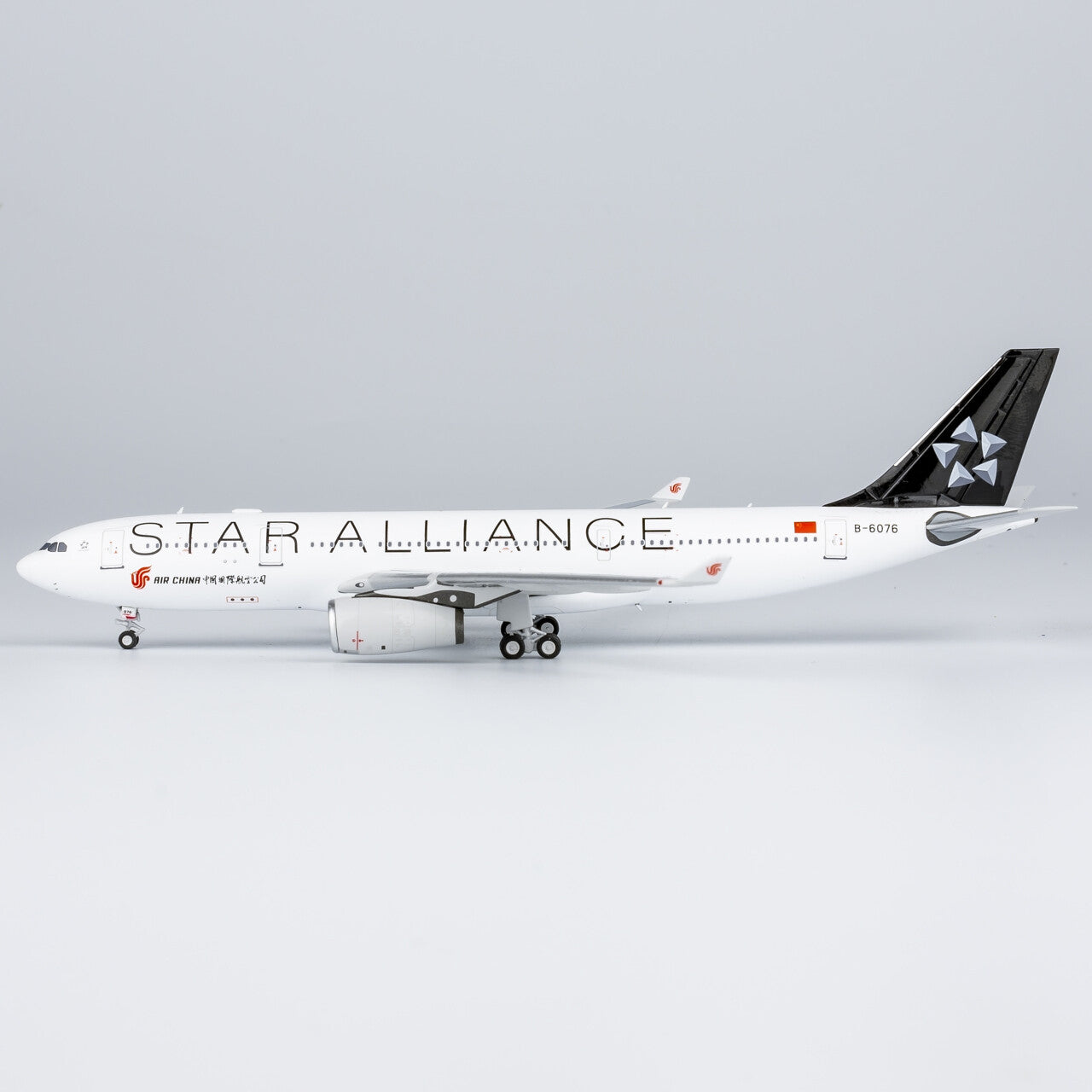 1:400 NG Models Air China Plane Airbus A330-200 Airplane Diecast Aircraft Model