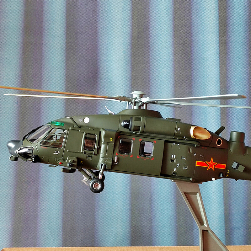 1:40 42CM AVIC Z-20 Armed Helicopter Airplane Diecast Military Aircraft Model