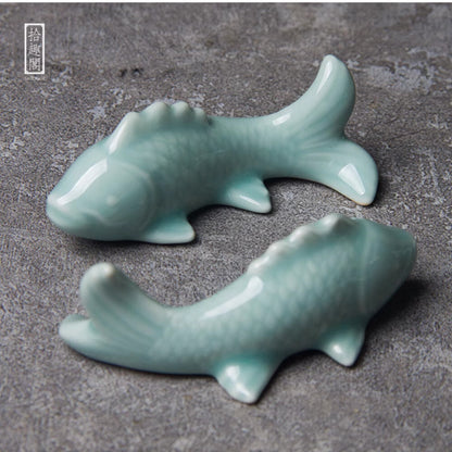 Creative Ceramic Tea Pet Celadon Kung Fu Tea Stand Decoration Shelf Carp
