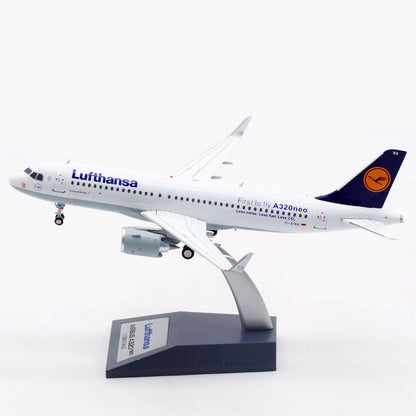 Inflight Lufthansa FOR AIRBUS A320NEO D-AINA First To Fly LTD 1/200 Plane Model