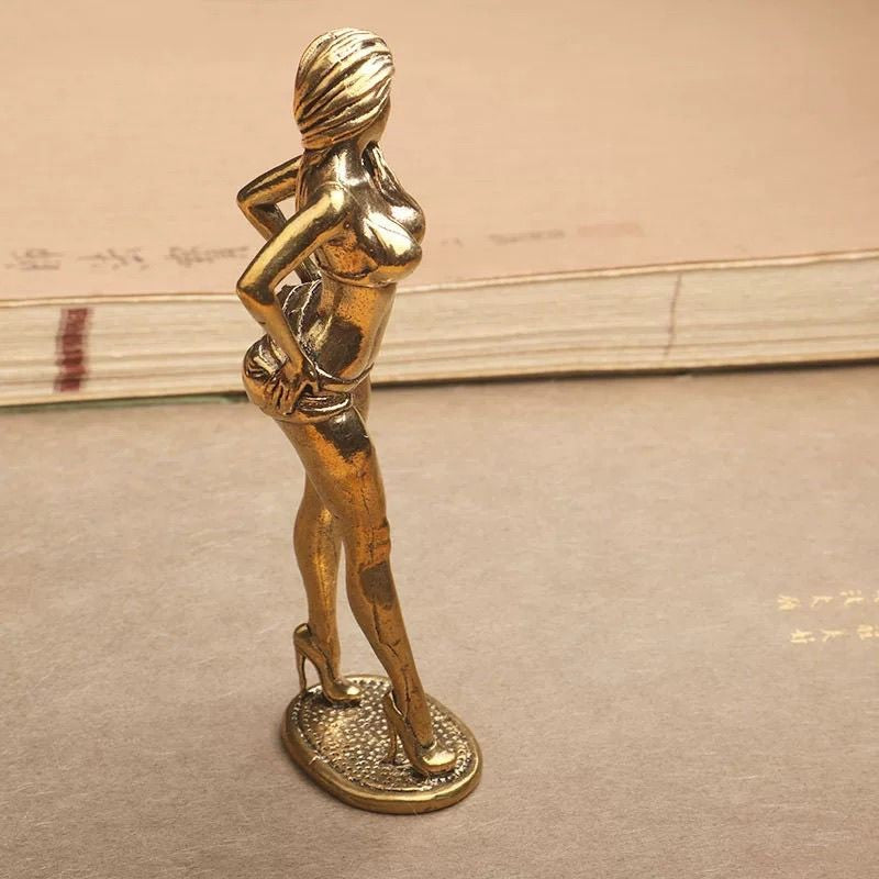 Solid Brass Female Figure Ornament Fashion Model Sculpture Desktop Copper Craft