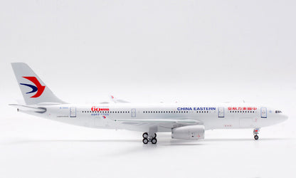 1:200 Aviation CHINA EASTERN AIRBUS A330-200 Passenger Airplane Diecast Model