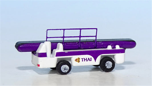 Fantasy Wings Thai Airways Cargo Set 1:400 Accessories Pre-built Model
