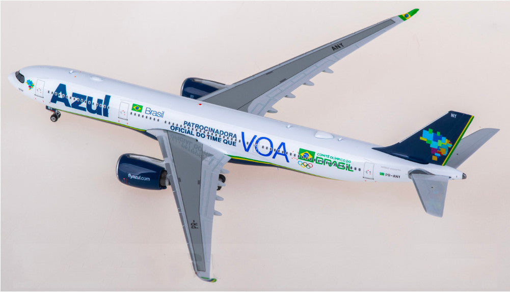 1:400 Phoenix Azul Airbus A330-900neo Airplane Diecast Aircraft Model