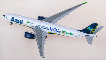 1:400 Phoenix Azul Airbus A330-900neo Airplane Diecast Aircraft Model