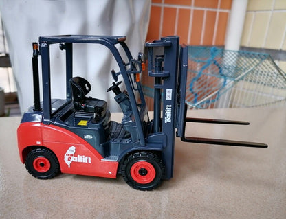 1:20 Tailift 250 Forklift Truck Stacker Crane Contruction Machine Diecast Model