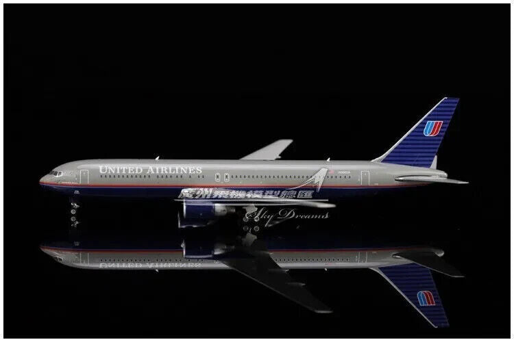 1:400 Phoenix UNITED BOEING 767-300ER Passenger Airplane Diecast Aircraft Model