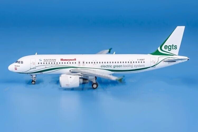1:400 JC Wings SAFRAN AIRBUS A320 Passenger Airplane Diecast Aircraft Model