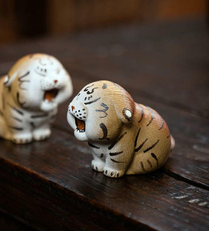 Chinese Yixing Zisha Pottery Feng Shui Zodiac Animal Tiger Beast King Tea Pet