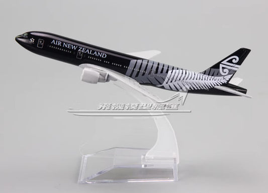 16CM Air New Zealand Boeing 777 Passenger Plane Airplane Diecast Aircraft Model