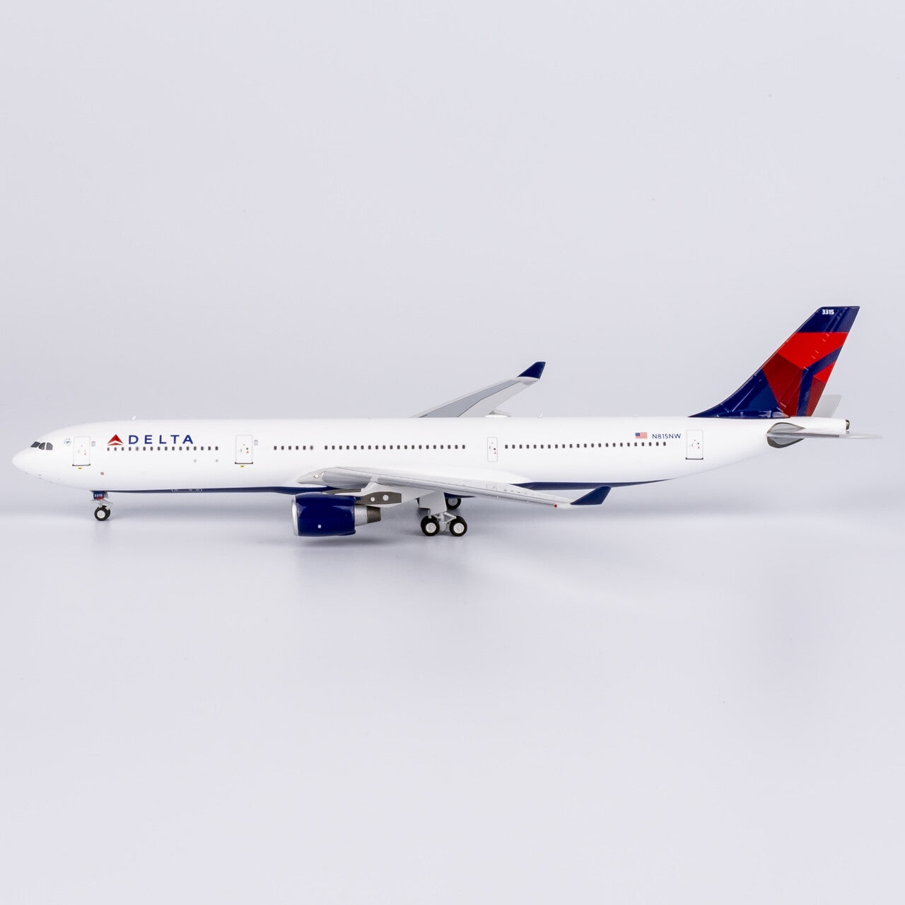 1:400 NG Models DELTA Airbus A330-300 Passenger Diecast Aircraft Model