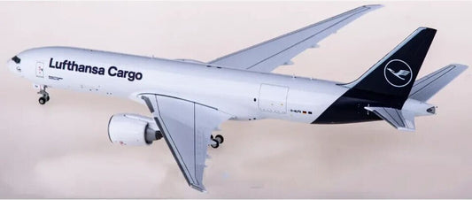 1:400 GeminiJets Lufthansa BOEING 777-200LRF Passenger Airplane Diecast Model