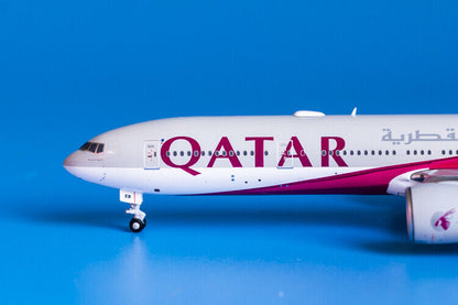 1:400 JC Wings QATAR BOEING 777-300ER Passenger Airplane Flap Down Diecast Model