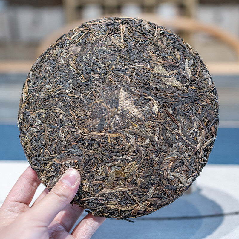 357g Yunnan Pu'er Tea Raw Tea Bulang Mountain Ancient Tree Tea Cake