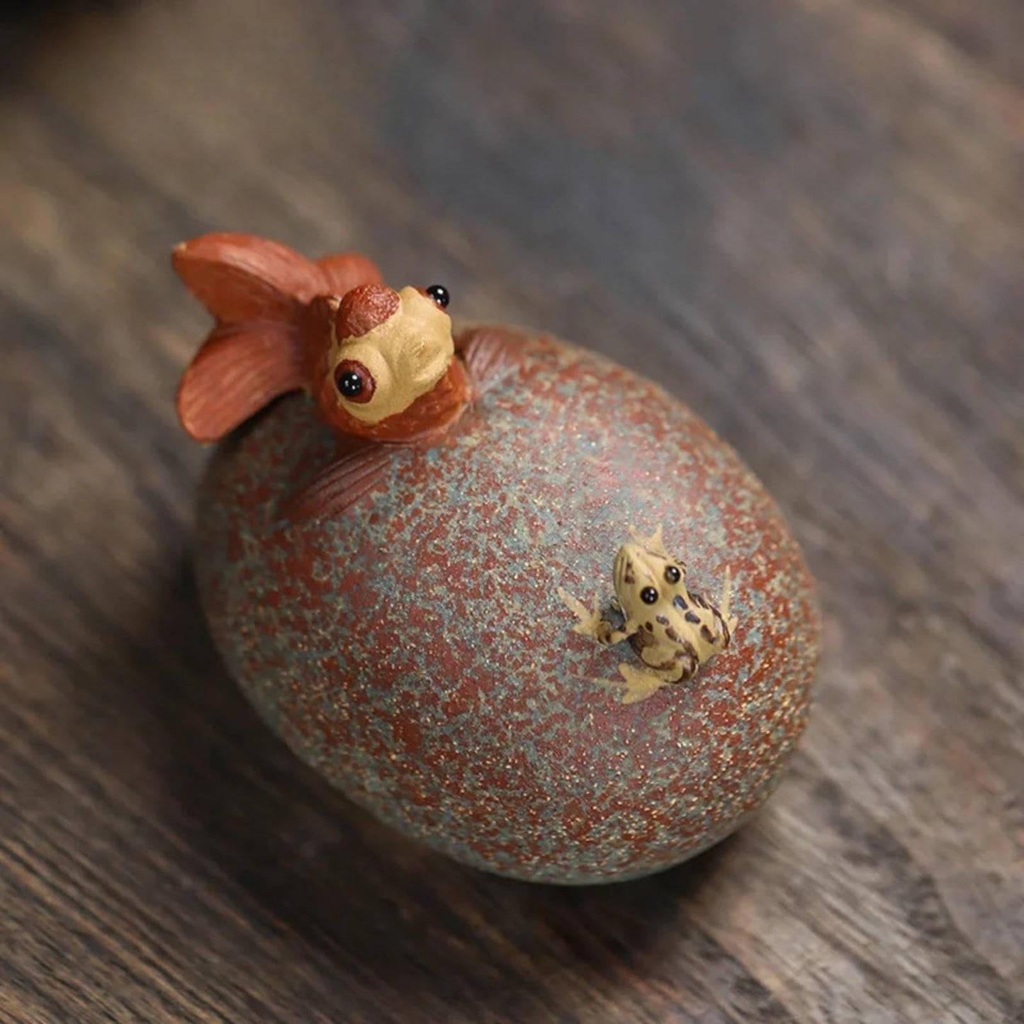 Goldfish Frog Purple Clay Water Spraying Tea Pet 8cm 3.2in Small Statue Decor