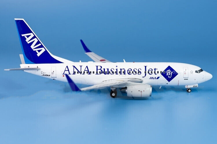 1:200 JC Wings ANA BOEING 737-700 Passenger Airplane Diecast Aircraft Model
