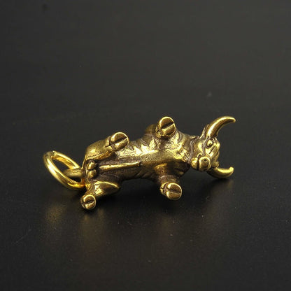 Pure Brass Bull Keychain Pendant Ring Hanging Ornament Miniature Tea Pet Craft