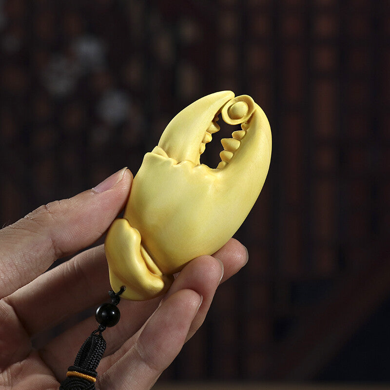 2“ Hand Carved Boxwood Netsuke : Funny Wealthy Crab Claw