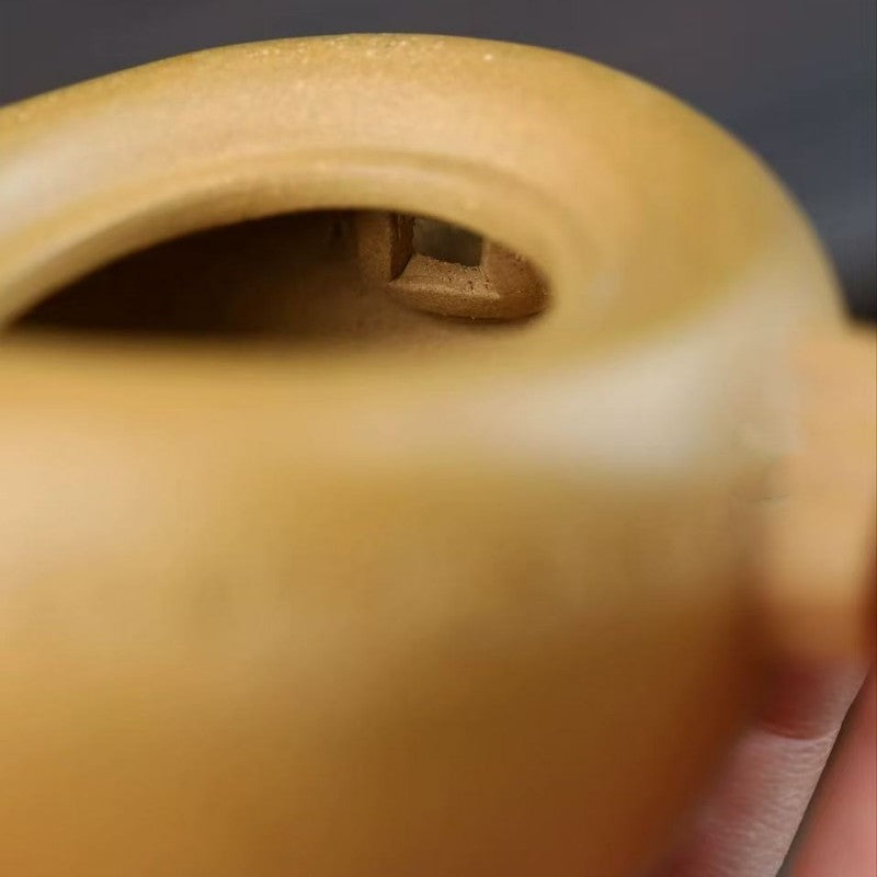 Real Yixing Zisha Duan Clay Tea Pot Single Hole Yuanbao Design Master Pot 100ml