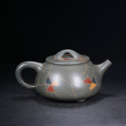 Chinese Yixing Zisha Clay Handmade Exquisite Teapot（石瓢 底款：景舟制壶）