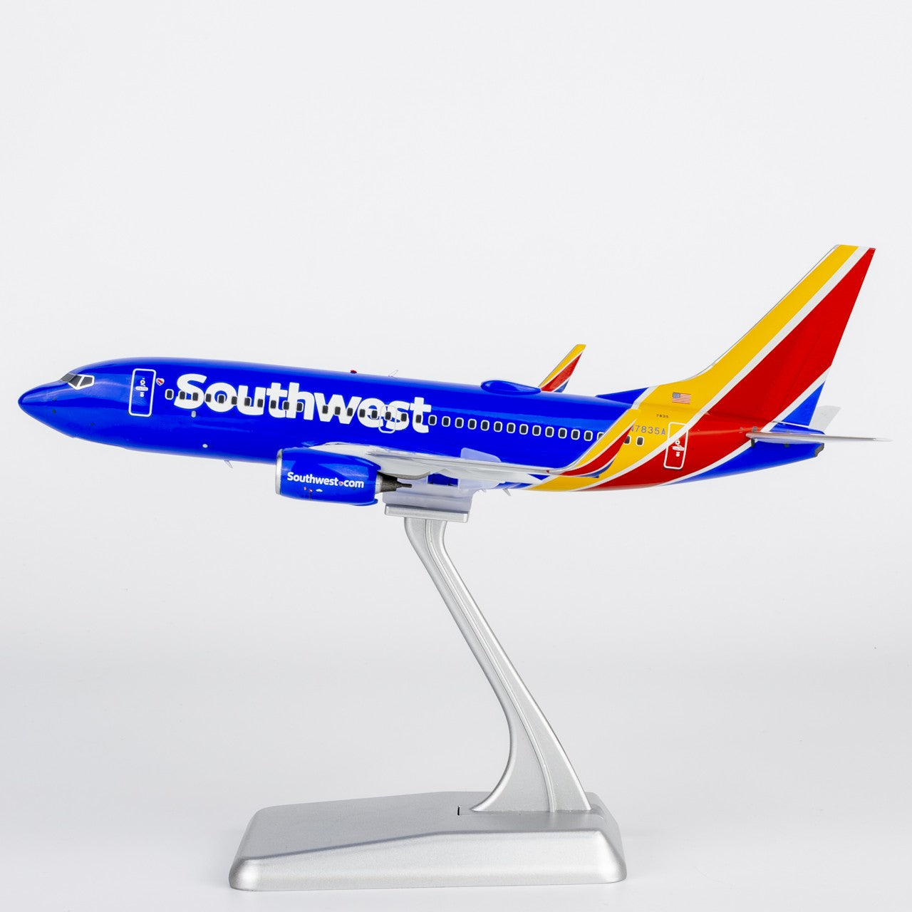 1:200 NGmodels Southwest Airlines Boeing 737-700 Passenger Diecast Plane Model