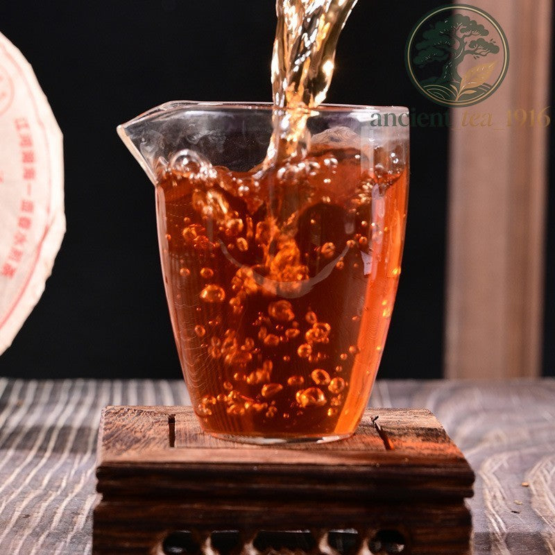 357g Ripe Pu'er Tea Cake Jingmai Mountain 10‑Year‑Aged Material Aged Aroma