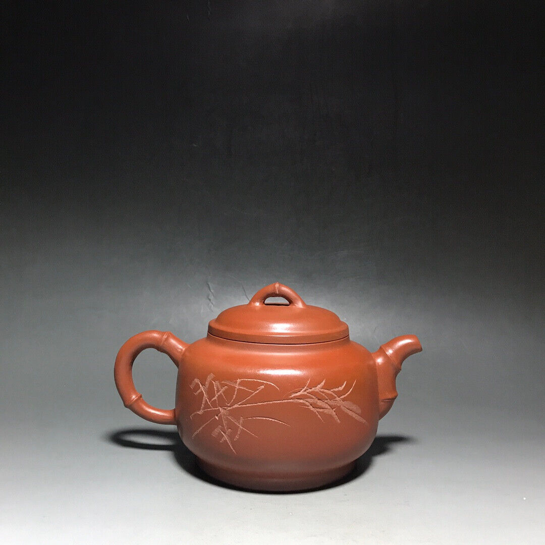 Chinese Yixing Zisha Clay Handmade Exquisite Teapot（品茗：鼓腹 底款：如图）