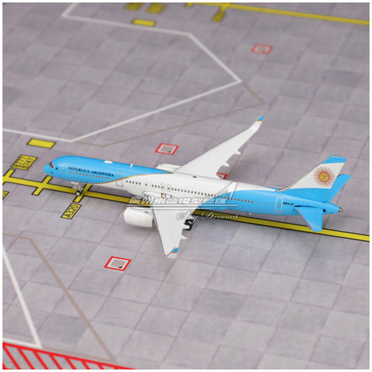 1:400 JC Wings FAA BOEING 757-200 Passenger Airplane Diecast Aircraft Model