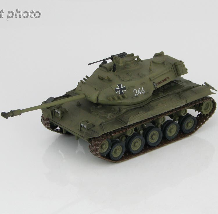 Hobby Master German M41G Walker Bulldog 246 1/72 DIECAST MODEL FINISHED TANK