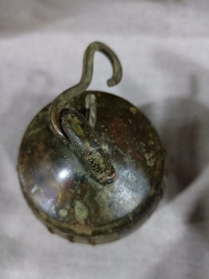 China Bronze Buddhism Temple Bell Chung Chimes Clock Statue