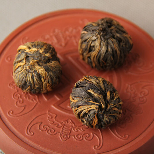 China Yunnan Dianhong Dragon Pearl Dian Hong Handmade Black Tea Gold Pearl