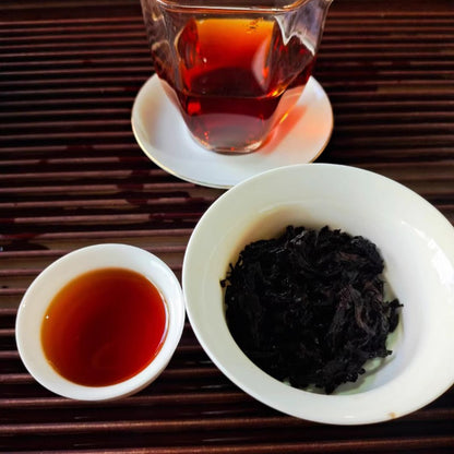 400g 2007 Old Zhongcha Brand 6261 Pu'er Tea Ripe Tea Cake Yunnan Qizi Cake Tea