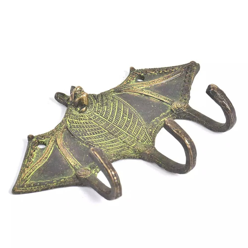 Antique Patina Look Brass Animal Bat Three Wall Hooks Clothes Hat Hanger