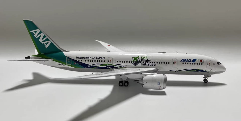 1:200 29CM JC Wings ANA BOEING 787-8 Passenger Airplane Diecast Aircraft Model