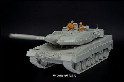 1/72 1/64 1/87 Modern Germany Wehrmacht Tank Crew 2-Persons Unpainted Model