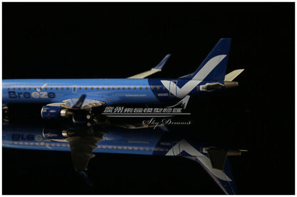 1:400 GeminiJets Breeze Embraer ERJ-195 Passenger Airplane Diecast Plane Model