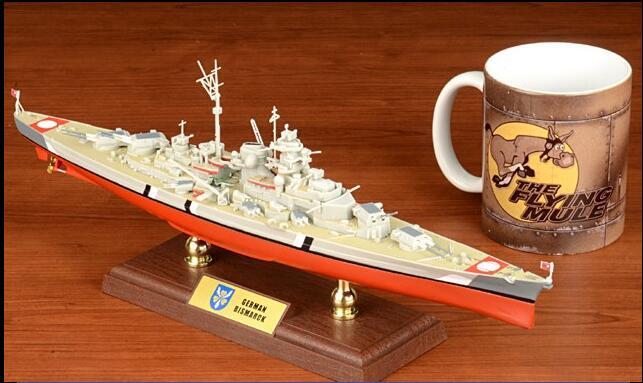 Forces of Valor Germany Bismarck battleship Series 1/700 diecast model ship