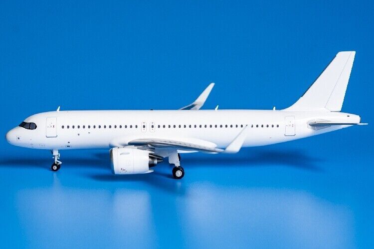 1:200 32CM JC Wings ecoDemonstrator BOEING 777-200 Passenger Plane Diecast Model