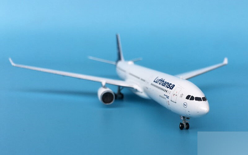 GeminiJets LUFTHANSA AIRBUS A330-300 D-AIKO 1/400 diecast plane model aircraft