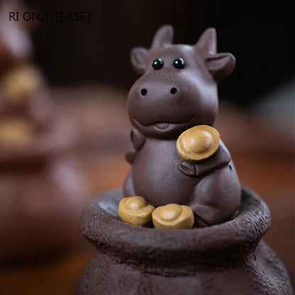 Chinese Yixing Handmade Sculpture Purple Clay Tea Pet Lucky Cartoon Statue