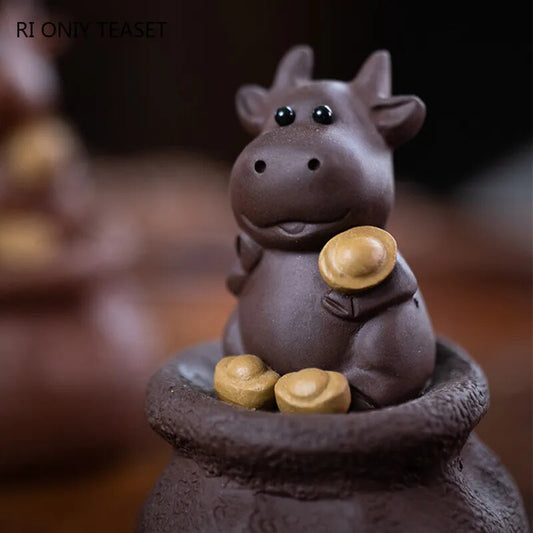 Chinese Yixing Handmade Sculpture Purple Clay Tea Pet Lucky Cartoon Statue