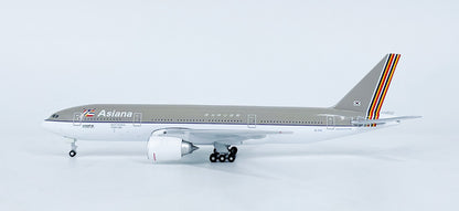 1:500 StarJets Asiana BOEING 777-200 Passenger Airplane Diecast Aircraft Model